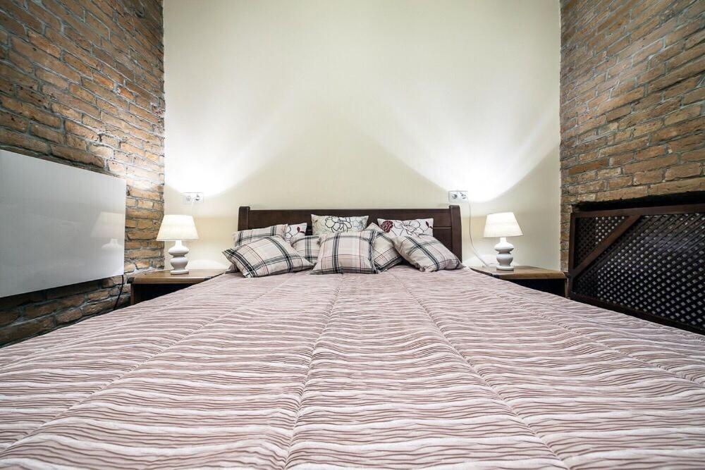 Austrian Apartment Lviv Extérieur photo
