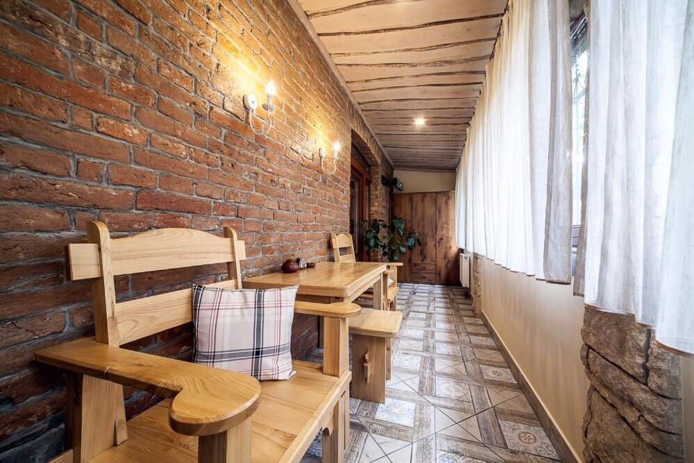 Austrian Apartment Lviv Extérieur photo