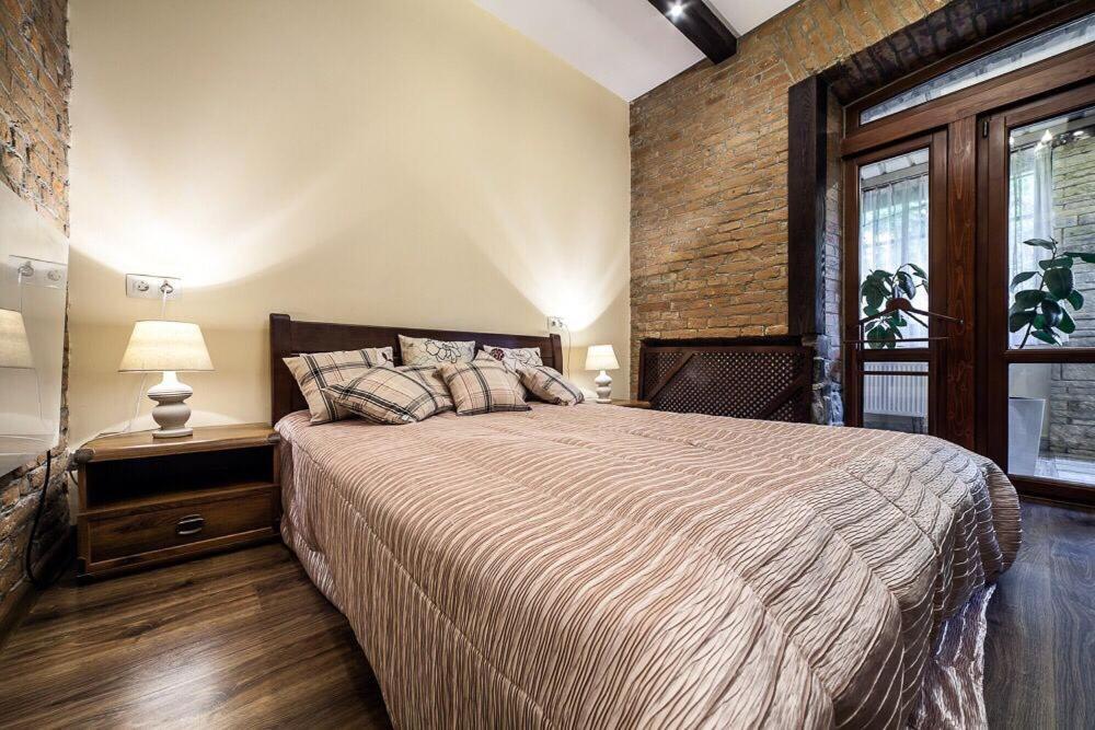 Austrian Apartment Lviv Extérieur photo